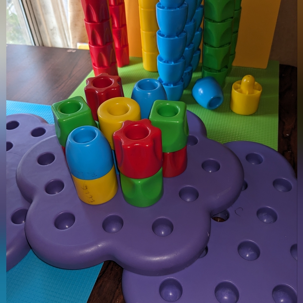 Box#7 GeoKid Daisy Maxi Stacking & Sorting Set - Picture 4 of 8